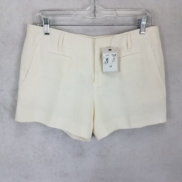 GUCCI Size 40 Cruise Holiday Canvas Linen Shorts in Off White/ Ivory NEW w FLAW - Picture 1 of 14
